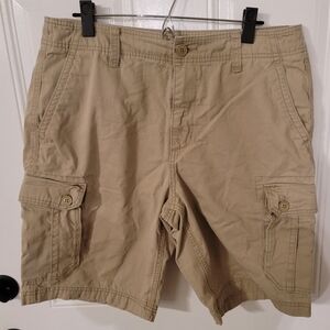 Light Khaki Cargo Shorts